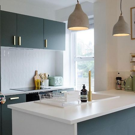 Central Chic Margate Apartment, Edge Of Old Town! Exterior photo